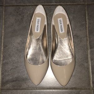 Brand New Steve Madden Nude Flats